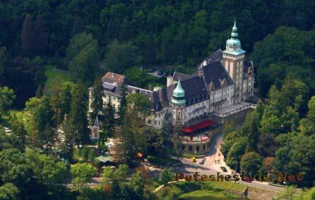 Замок-отель Palota