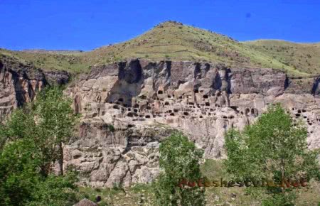 Пещерный город Вардзия