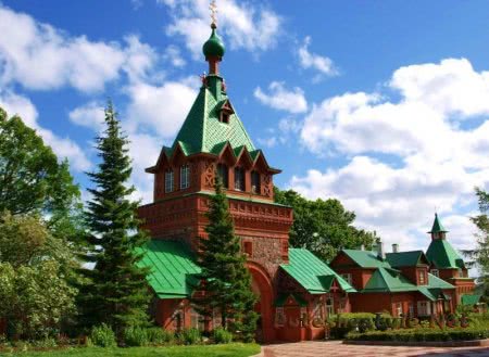 Пюхтицкий монастырь в Эстонии Пюхтицкий монастырь в Эстонии