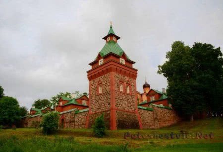 Пюхтицкий монастырь в Эстонии Пюхтицкий монастырь в Эстонии