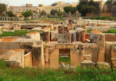 Мегалитический храмовый комплекс Таршьен Мегалитический храмовый комплекс Таршьен