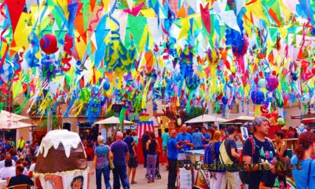 Грасия – фестиваль в Барселоне Грасия – фестиваль в Барселоне