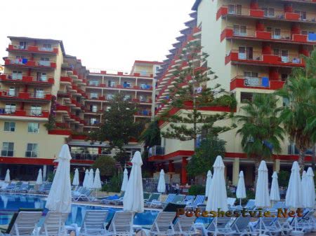 Отель «Holiday Park Resort 5*» в Турции Отель «Holiday Park Resort 5*» в Турции