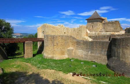 Тронный замок