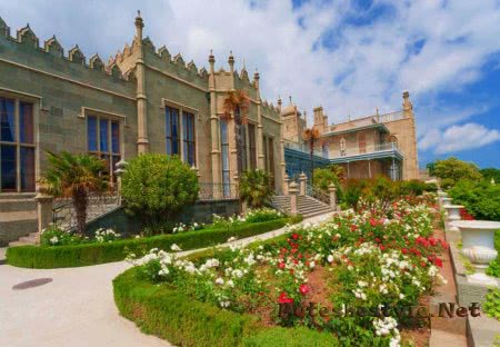 Воронцовский дворец в Крыму Воронцовский дворец в Крыму