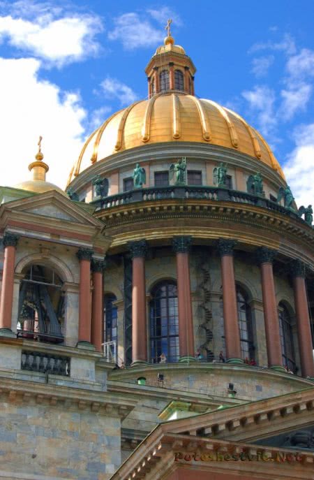 Исаакиевский собор в Петербурге