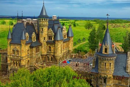 Замок Гарибальди в Тольятти