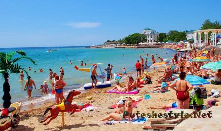 Центральный пляж Евпатории Центральный пляж Евпатории