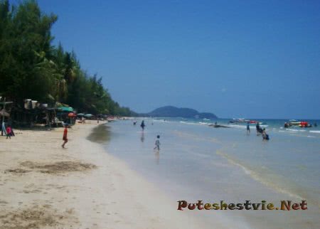 Пляж Paradorn Beach