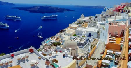 Отдых на острове Санторини в Греции