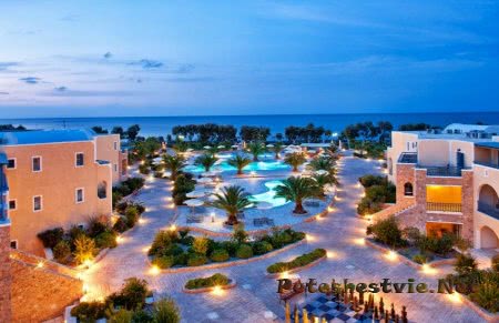 Отдых на острове Санторини в Греции