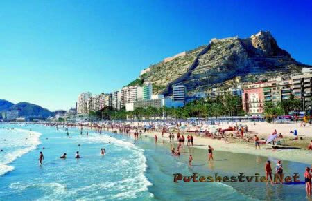 Город-курорт Аликанте в Испании