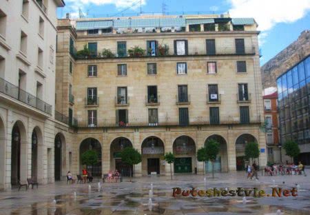 Ратушная площадь Аликанте