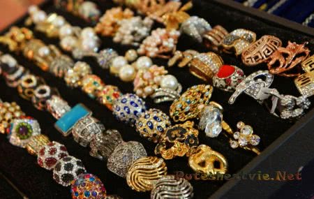 Бижутерия из Турции