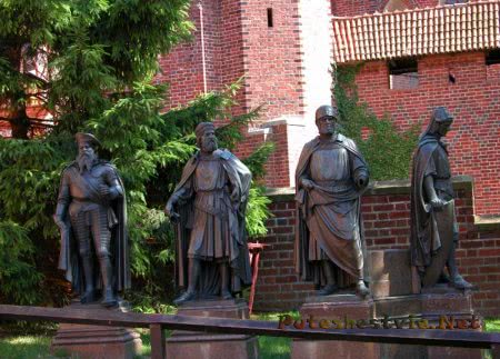 Замок Мальборк в Польше