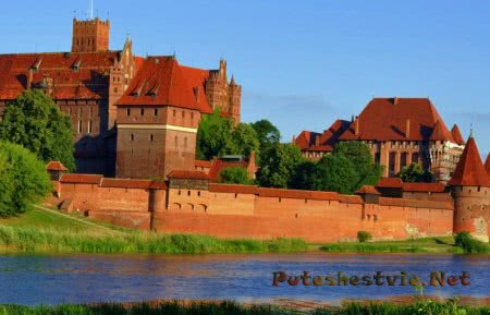 Замок Мальборк в Польше
