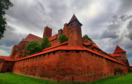 Замок Мальборк в Польше
