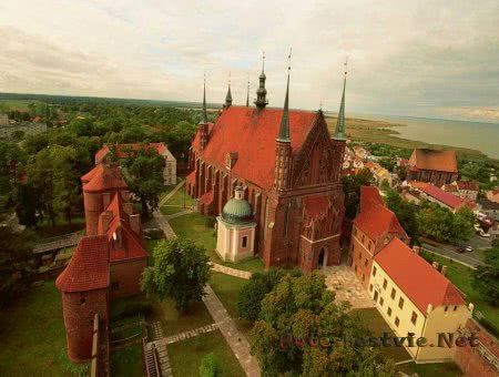 Замок Мальборк в Польше