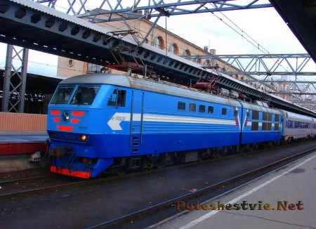 Как доехать из Москвы в Санкт-Петербург?