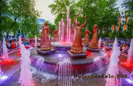 Фонтан «Семь девушек» Фонтан «Семь девушек»