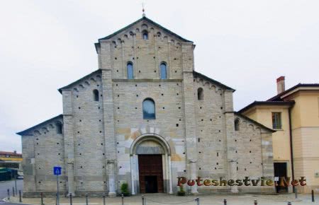 Базилика Святого Аббондио Базилика Святого Аббондио