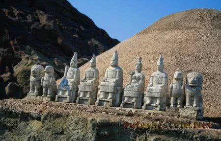 Экскурсия на гору Немрут-Даг Экскурсия на гору Немрут-Даг