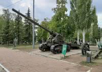 артиллерийская пушка на гусеницах артиллерийская пушка на гусеницах