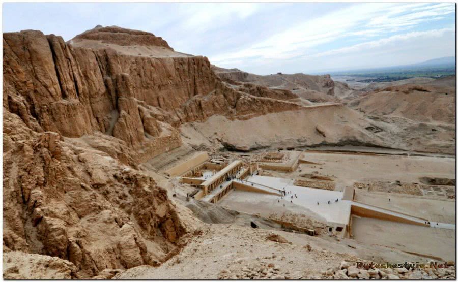 Долина Царей и Цариц в Фивах Долина Царей и Цариц в Фивах