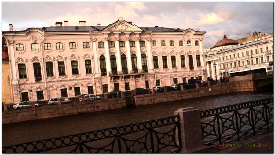 Экскурсия в Строгановский дворец Экскурсия в Строгановский дворец