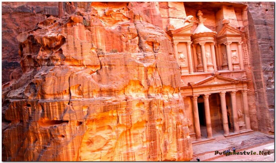 Дворец Эль-Хазне