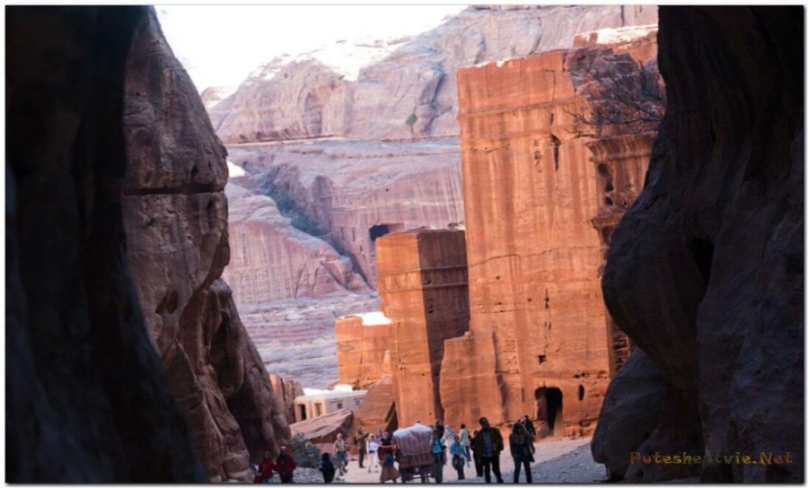 Древний город Петра в Иордании