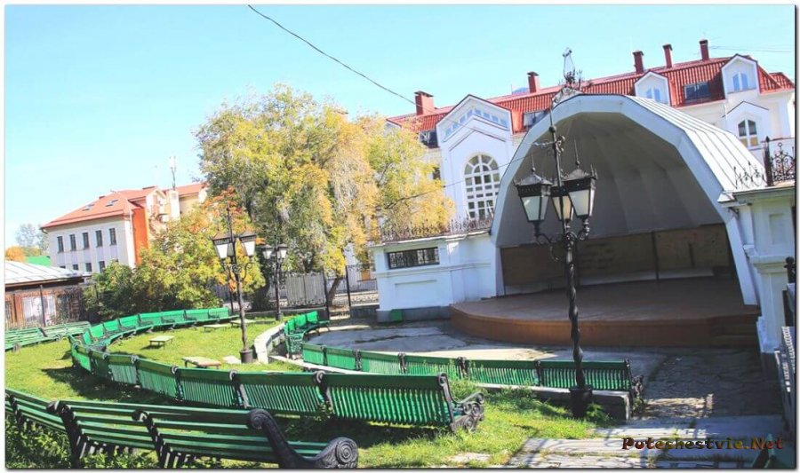 Литературный квартал