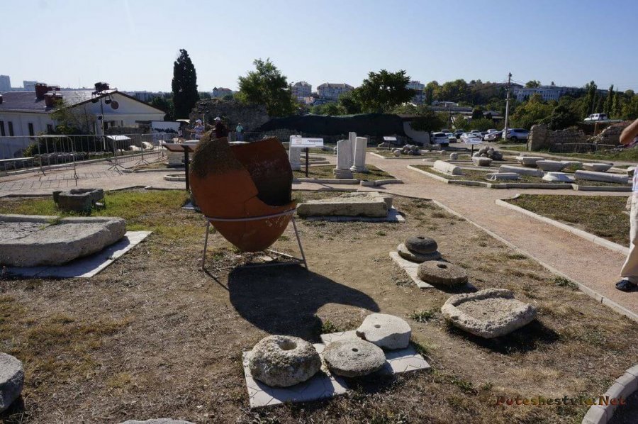 Развалины древнего Херсонеса