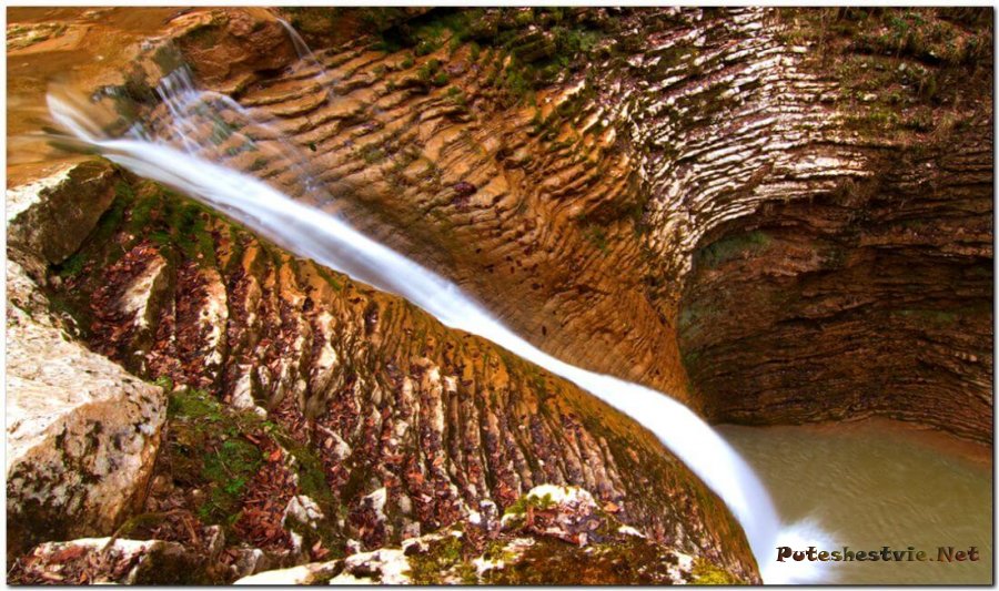 Водопад Руфабго в Адыгее