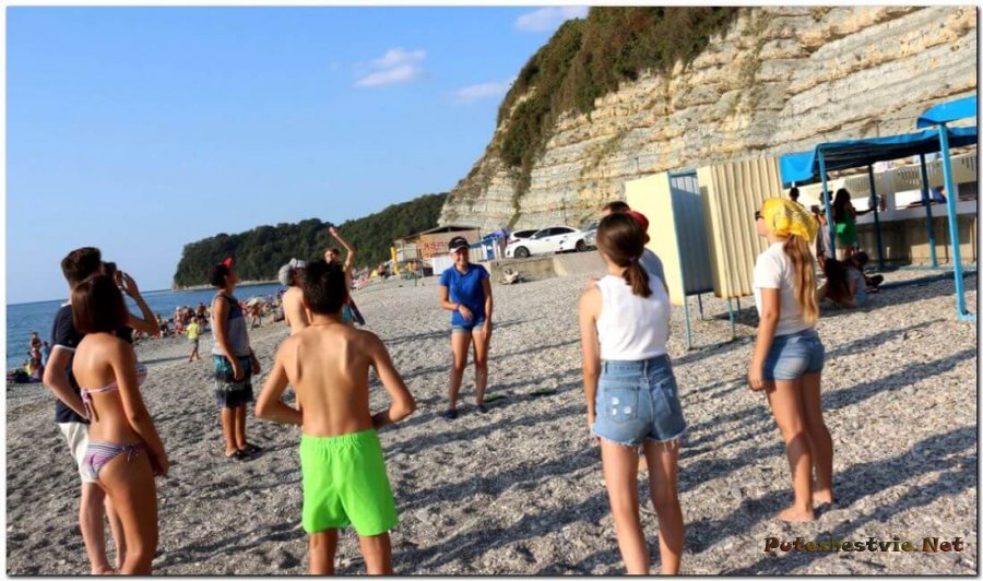 Пляж Детского оздоровительного лагеря «Юность» Пляж Детского оздоровительного лагеря «Юность»