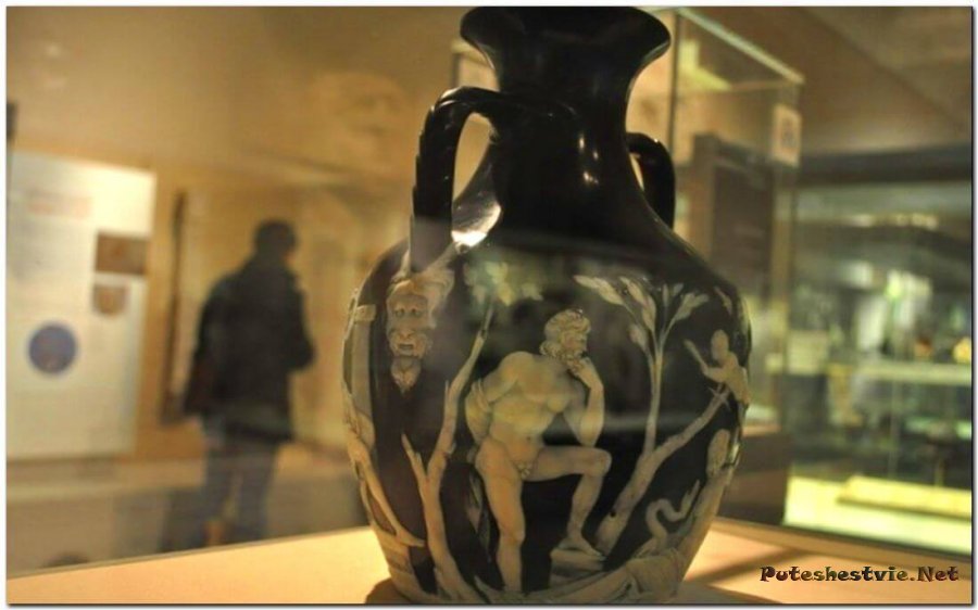 Портлендская ваза