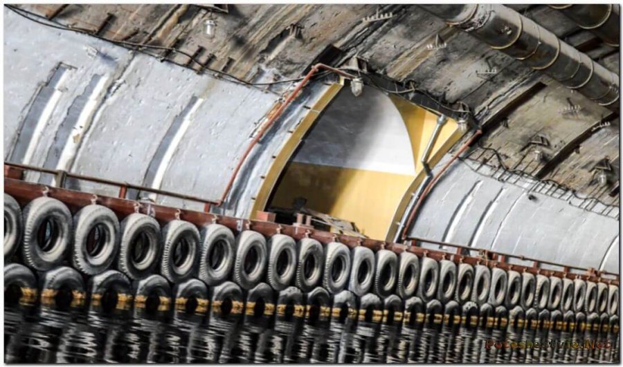 Музей подводных лодок в Балаклаве Музей подводных лодок в Балаклаве