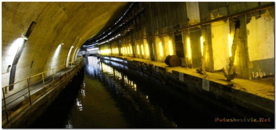 Музей подводных лодок в Балаклаве Музей подводных лодок в Балаклаве