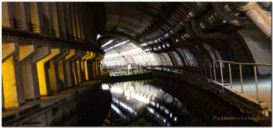 Музей подводных лодок в Балаклаве Музей подводных лодок в Балаклаве