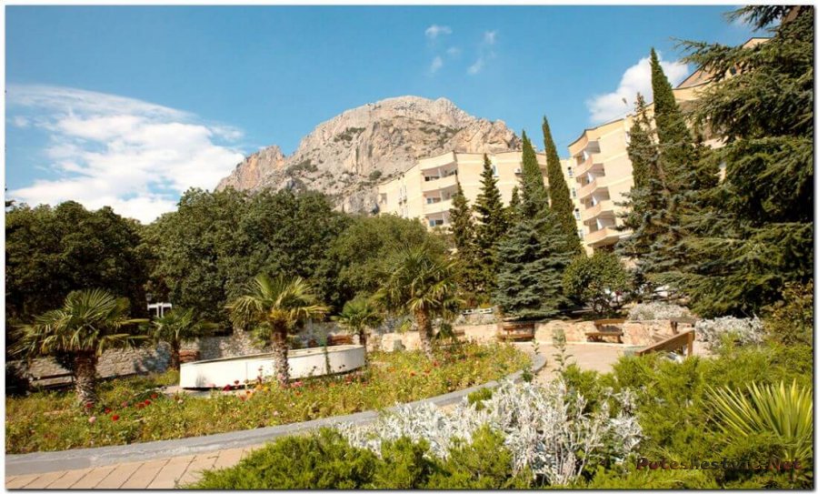 Пансионат «Изумруд» Пансионат «Изумруд»