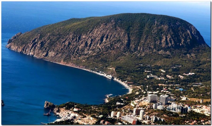Гора Аю-Даг в Крыму Гора Аю-Даг в Крыму