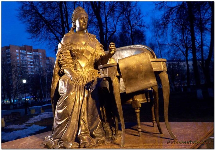 Памятник Екатерине II Памятник Екатерине II