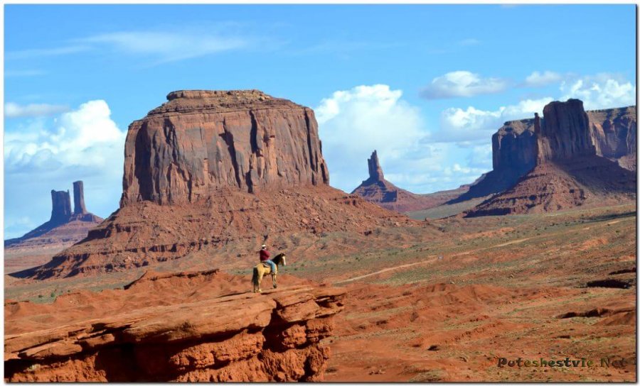 Долина Монументов в США