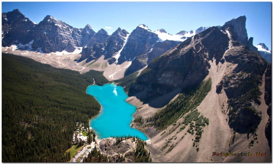 Озеро Морейн в Канаде Озеро Морейн в Канаде