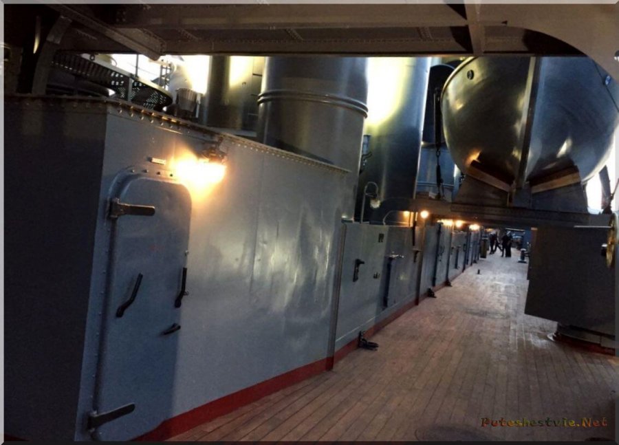 Корабль-музей Крейсер Аврора